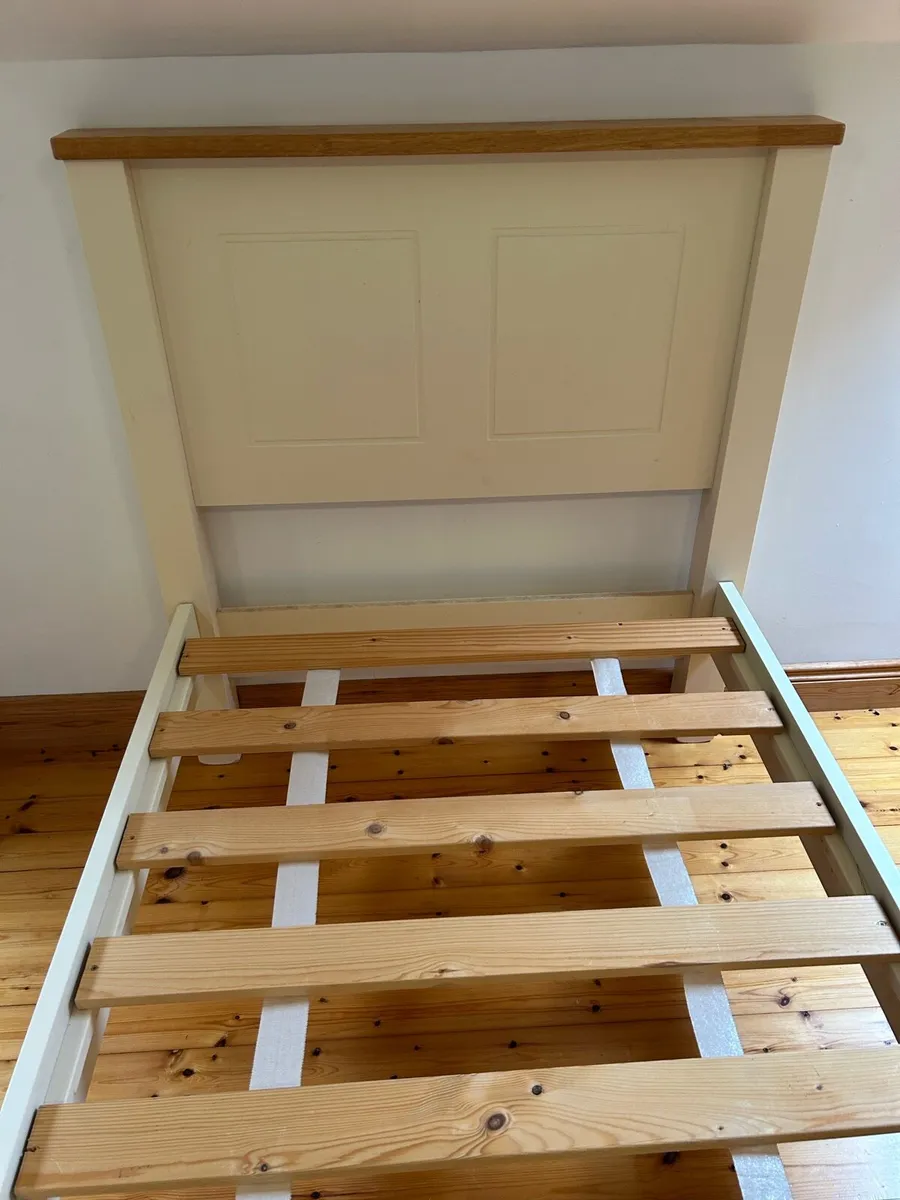 Bed - Image 3