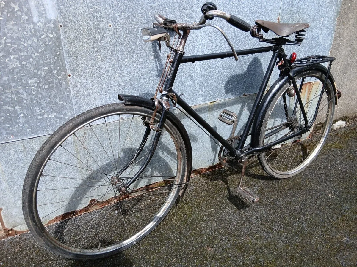 Vintage Men’s Rudge Bicycle - Image 3