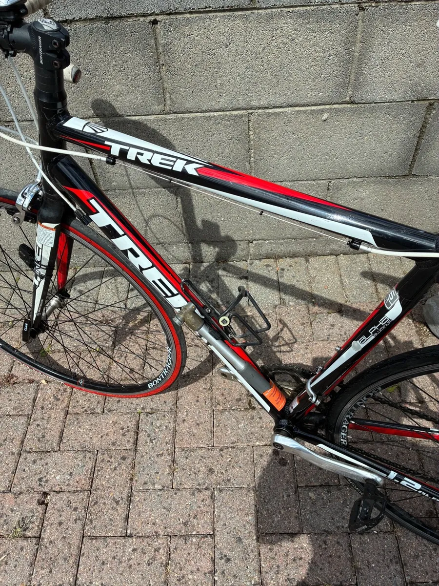 Trek 1.2 Road bike - Image 4