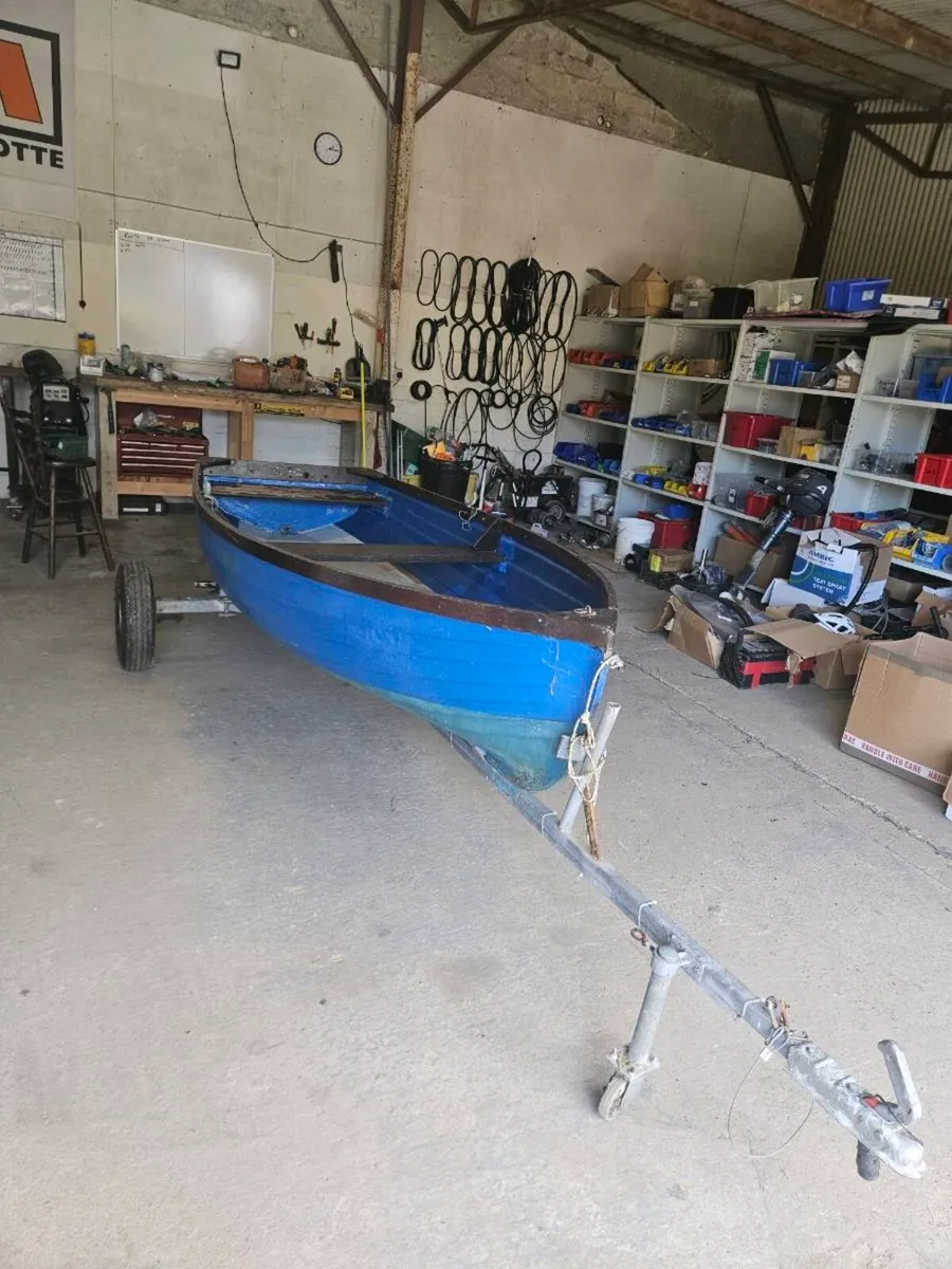 10ft Punt with boat trailer - Image 2