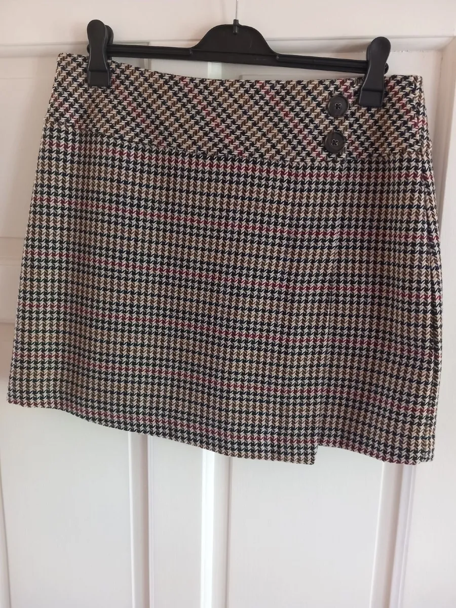Skirts - Image 1