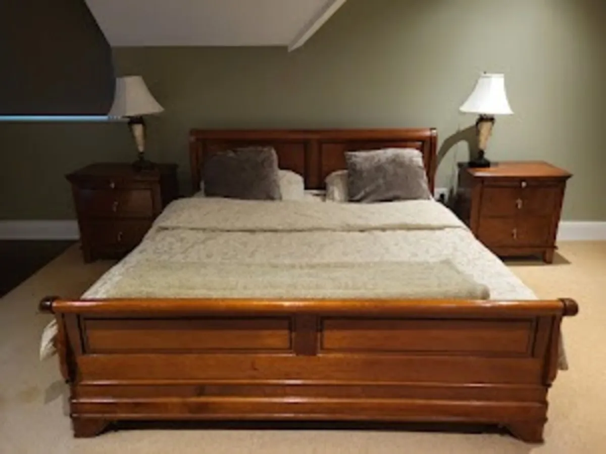 Bedside Lockers x4 - Image 3