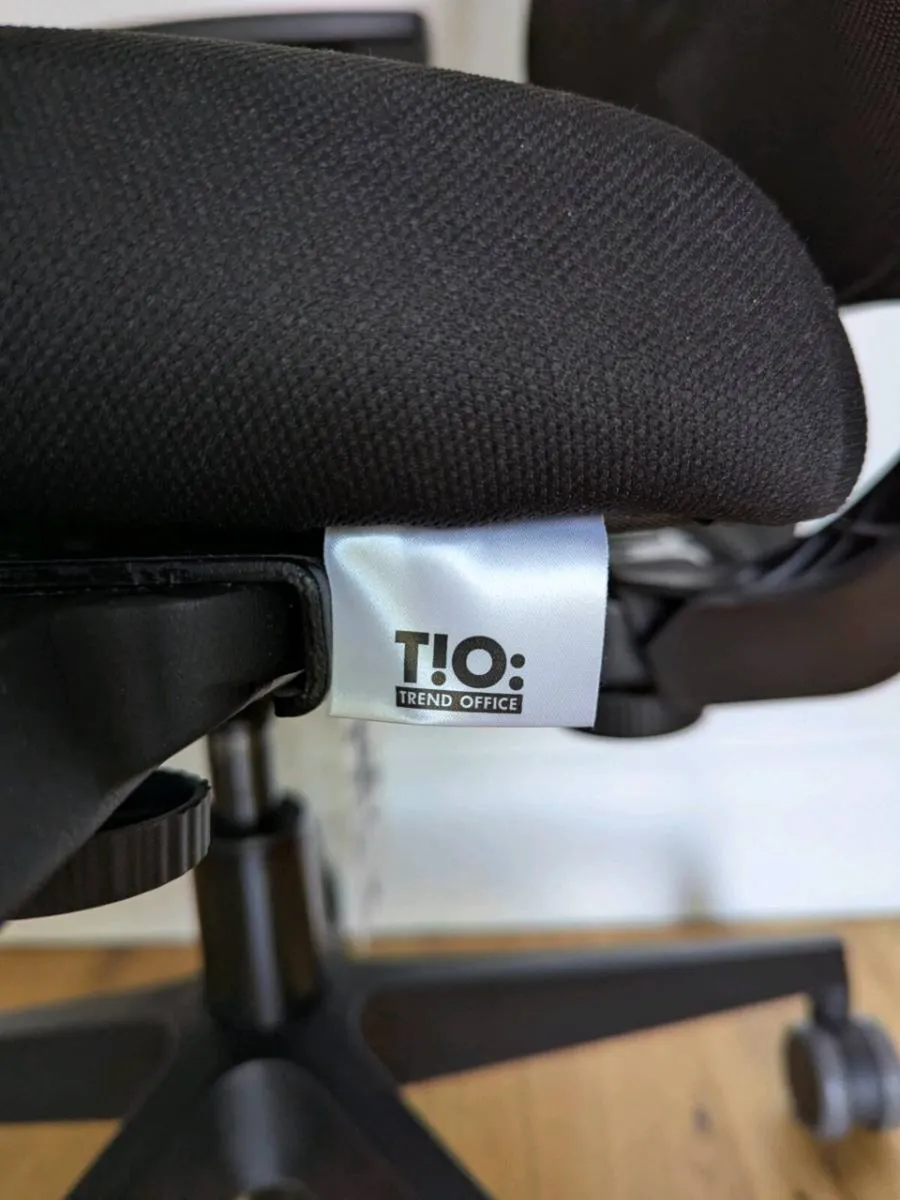Dauphin to-sync Ergonomic Office Chair - Image 3