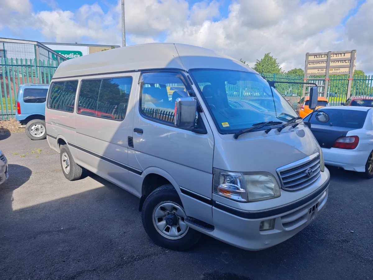 Toyota Hiace 4wd - Image 2