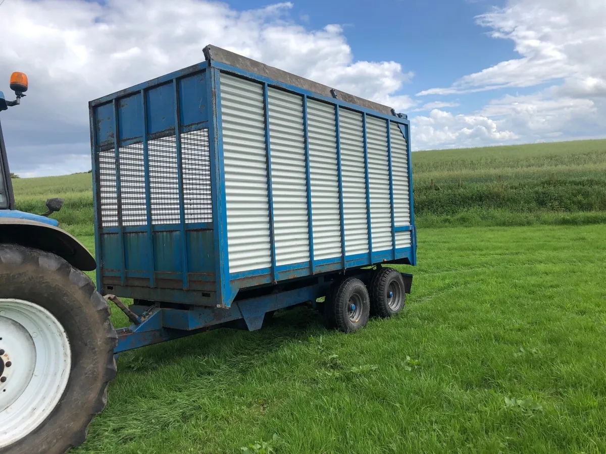 Silage trailer - Image 1