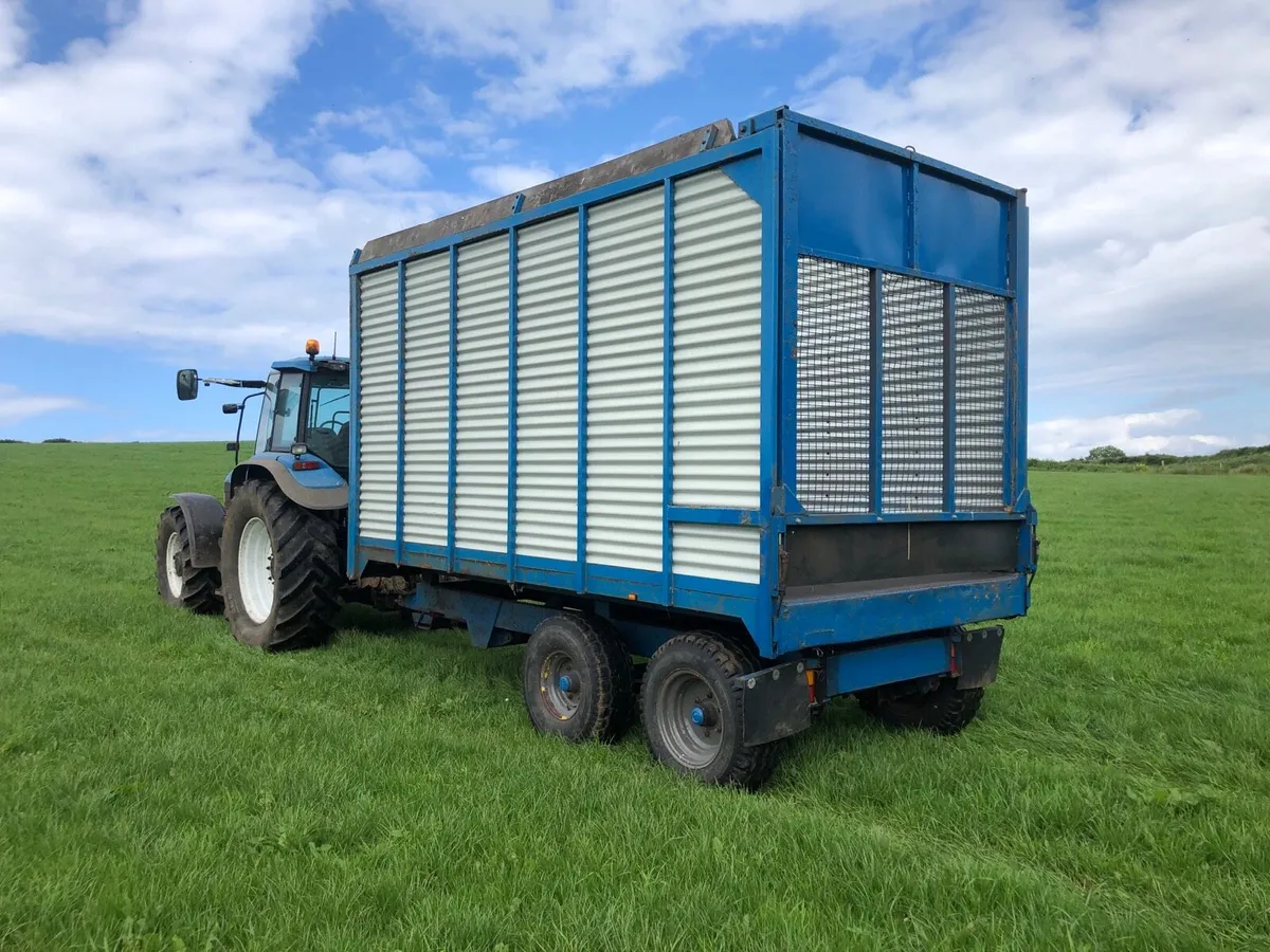 Silage trailer - Image 2