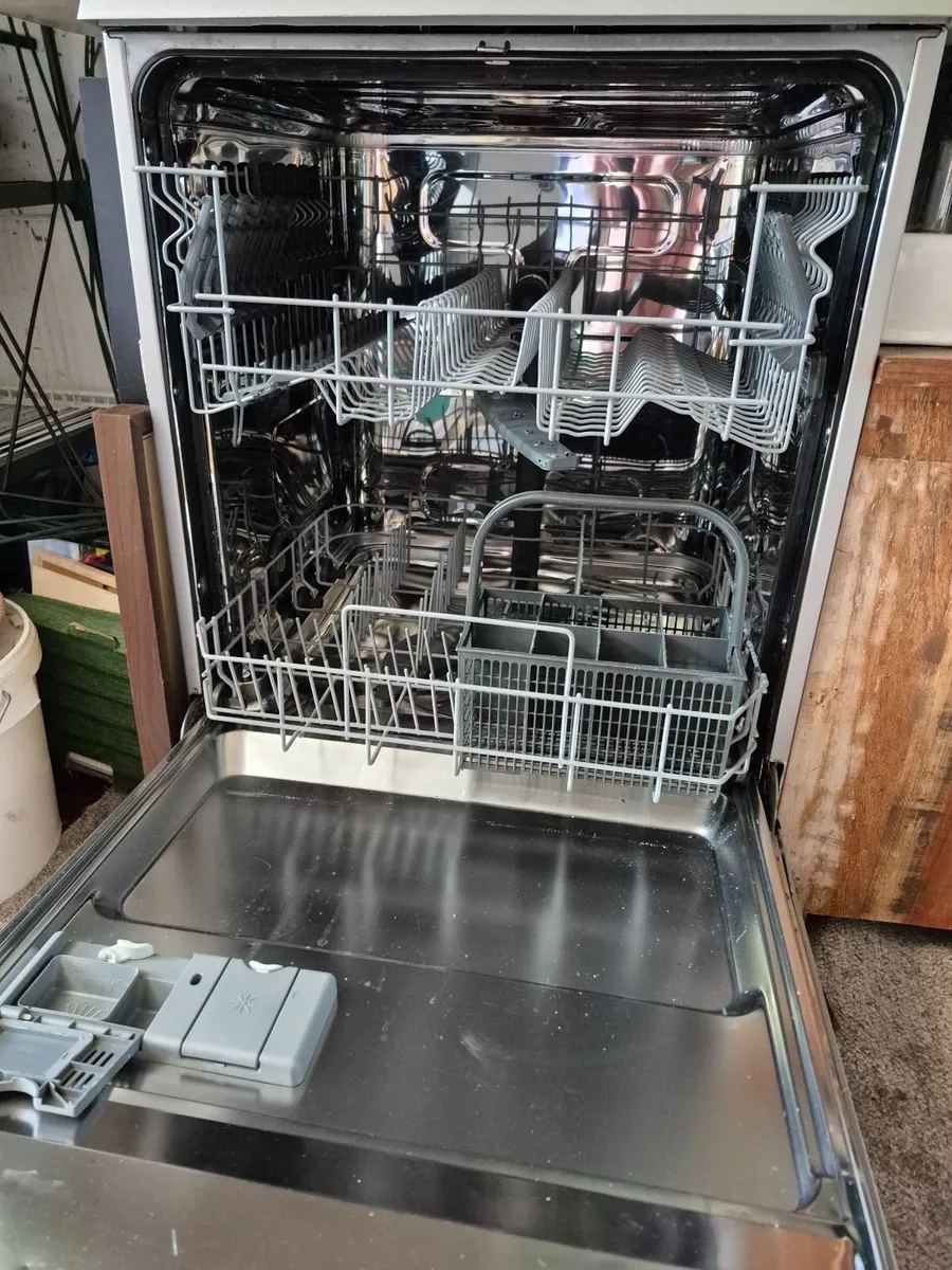 Zanussi Dishwasher - stainless steel - Image 2