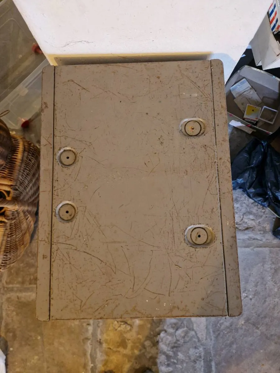 Vintage Metal 3-Drawer Filing Cabinet - Image 3