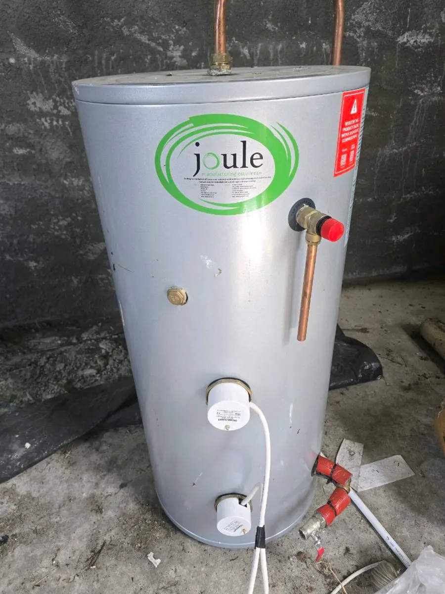 Water Heater heater like new - Image 2