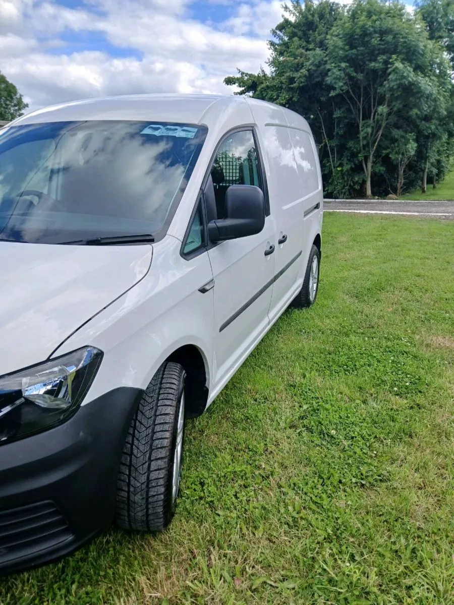VW CADDY MAXI - Image 4