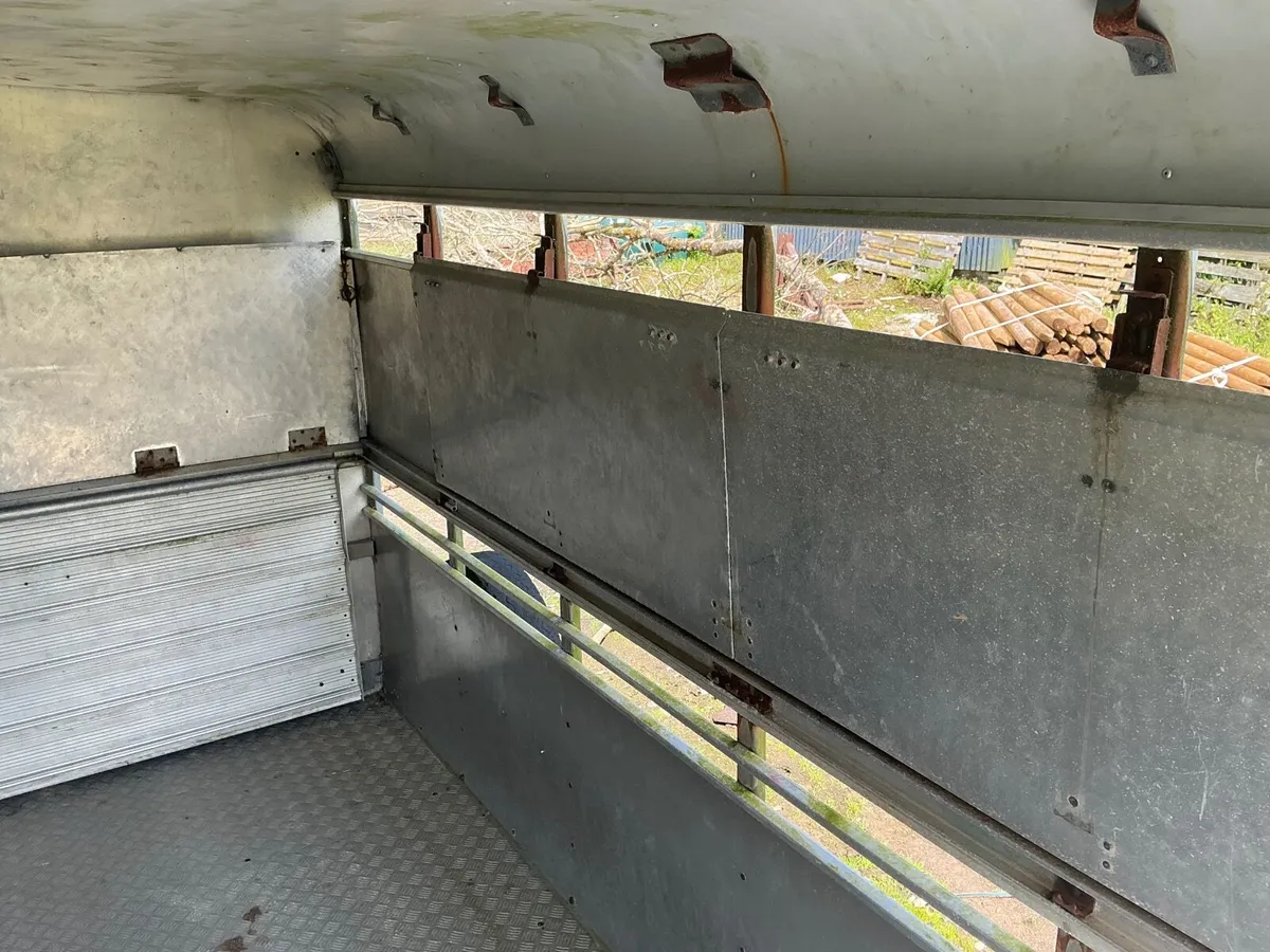 Ivor Williams Cattle trailer with sheep decks - Image 2