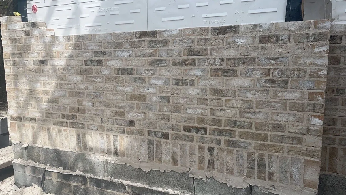 Bricklayer - Image 3