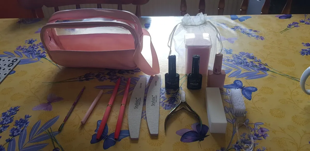 BIAB Nail Kit for Beginners - Image 2