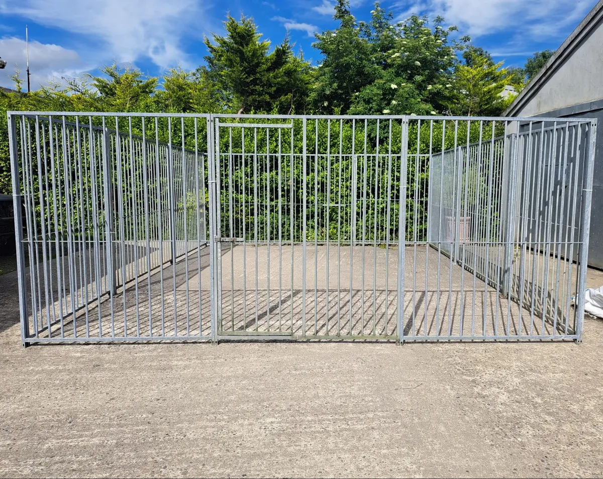 Large dog run / kennel - Image 1