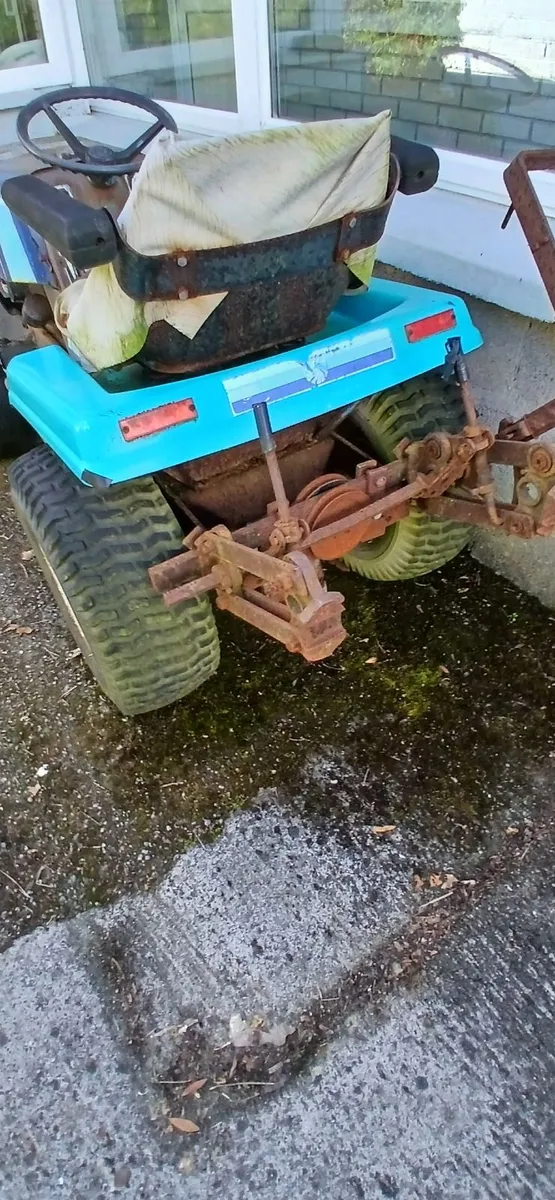 Tractor Lowes Dynamark 1842 - Image 4