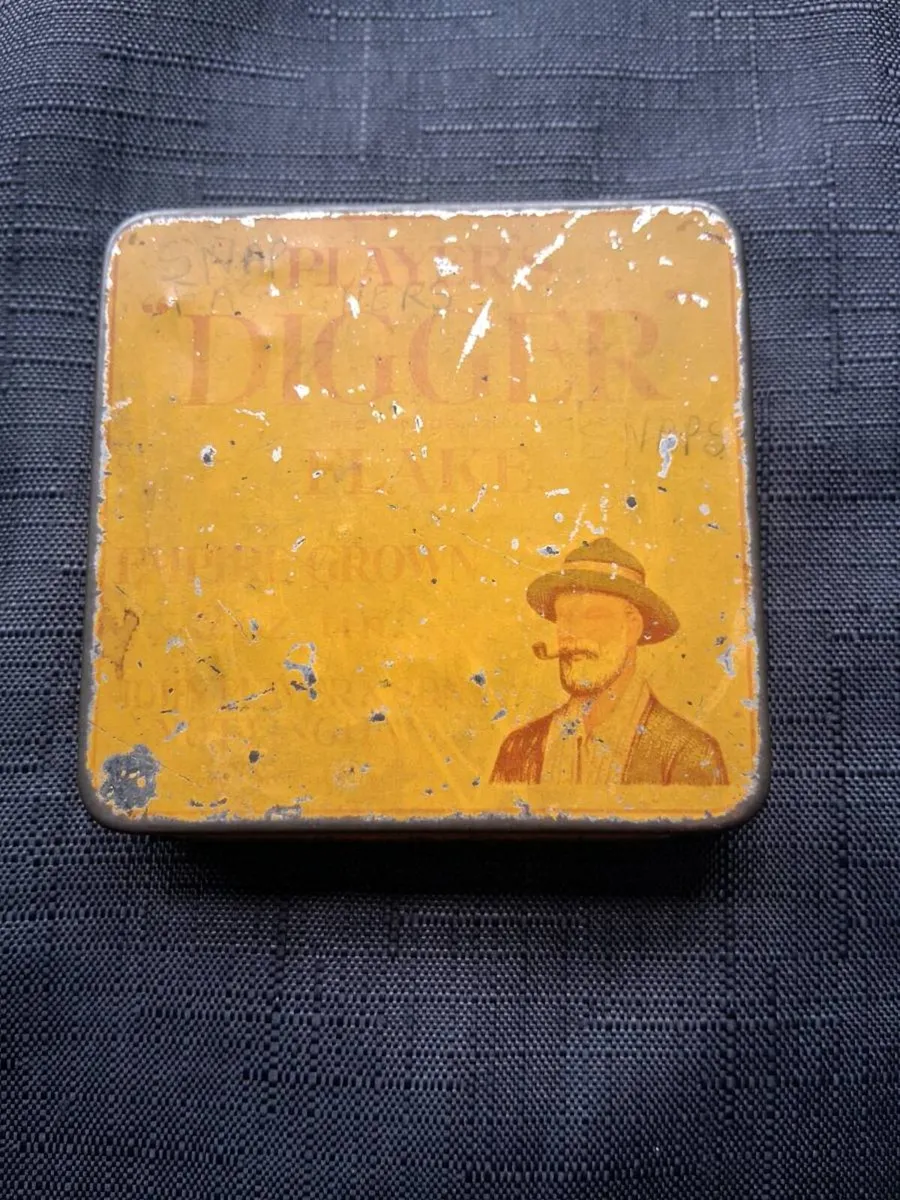 Vintage Player's Digger Flake Tobacco Tin - Image 1