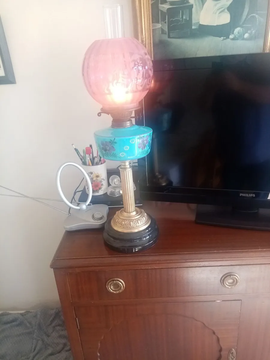 Vintage oil Lamp - Image 1