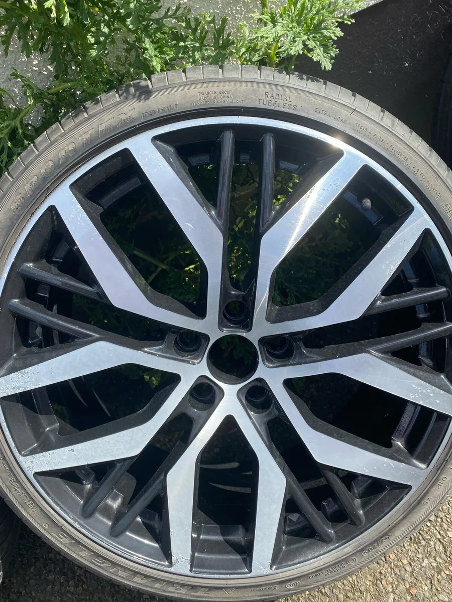 VW Santiago 19” Alloy Wheels - Image 4