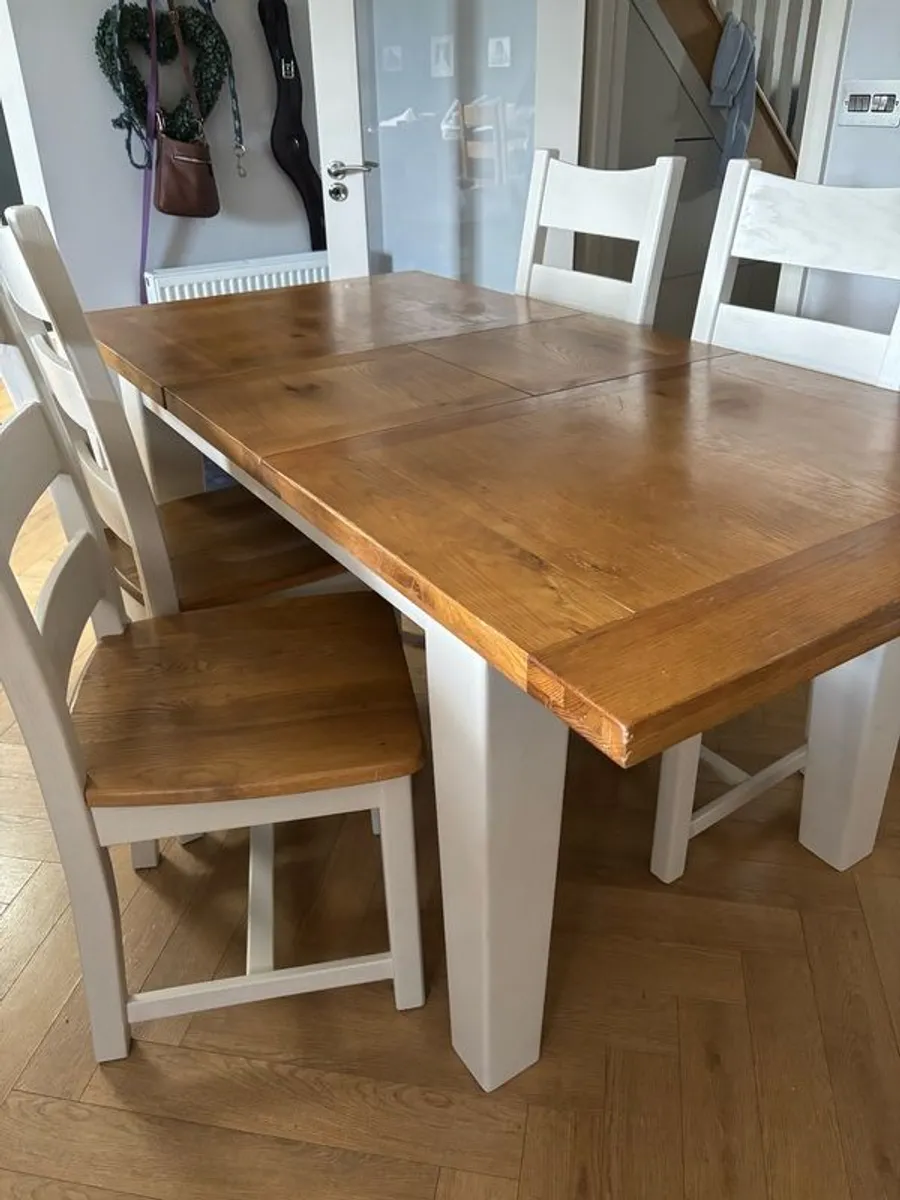 Solid Oak Extendable Dining Table & 4 Chairs - Image 3