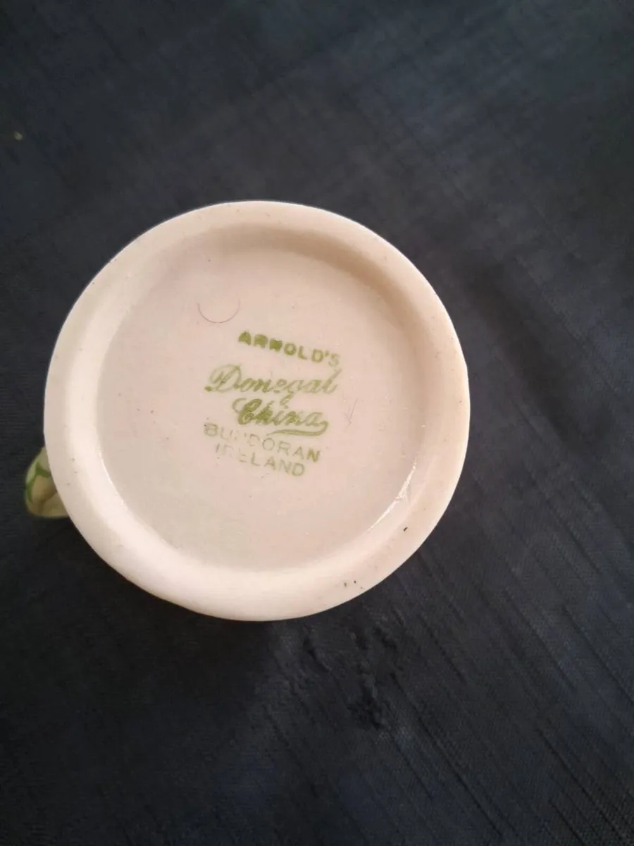 Small Donegal China Cream Jug - Image 3