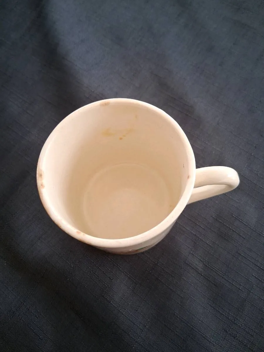 Old Humpty Dumpty Child's Mug - Image 3