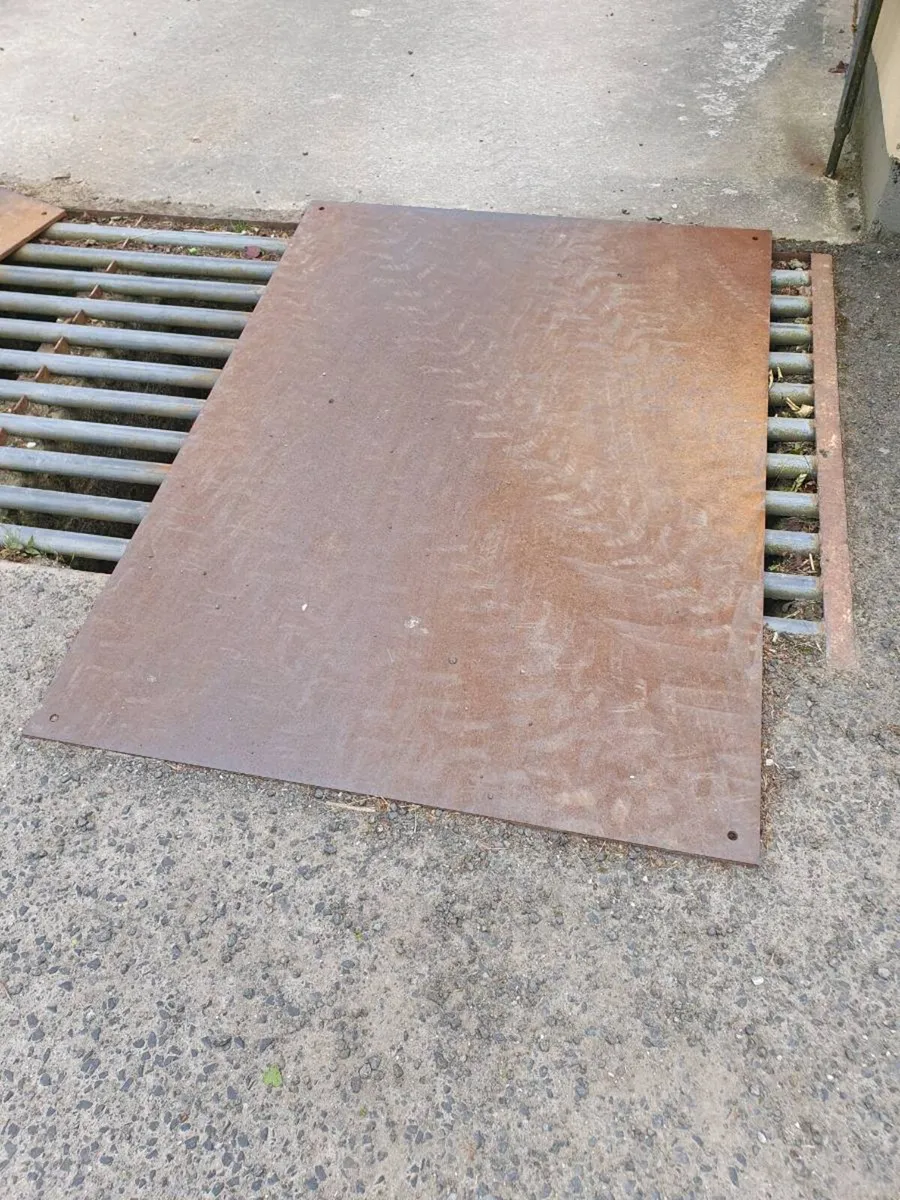 2 x heavy duty road plates - Image 2