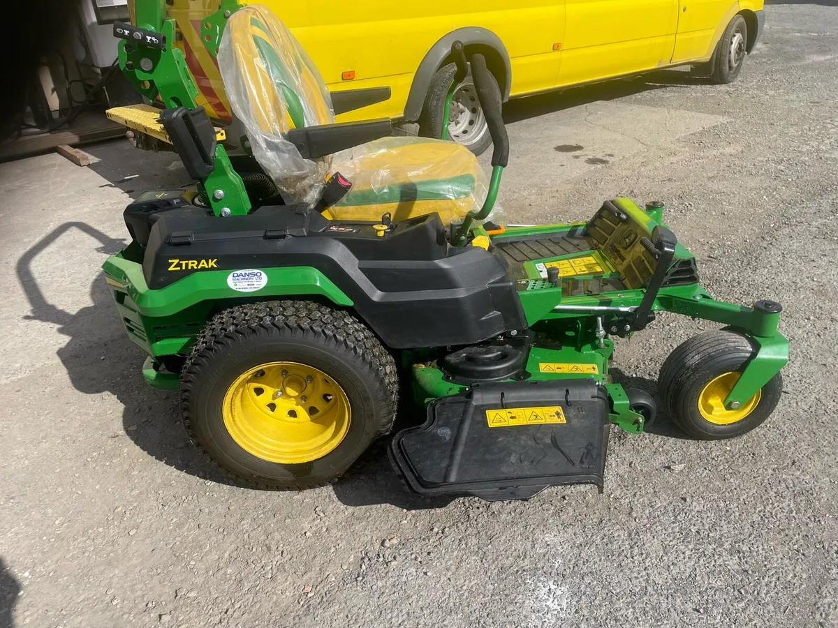 John Deere mower - Image 4