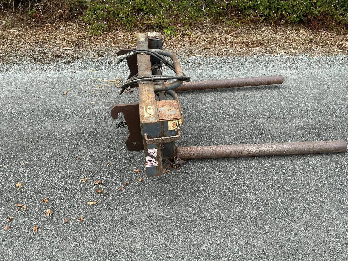 Tanco Bale Handler + Fleming Bale Handler - Image 1