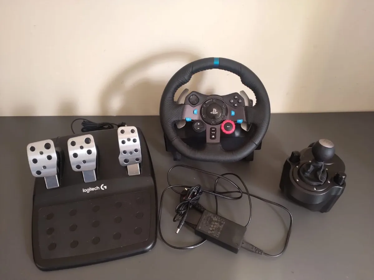 Wheel & Pedals AND Shifter - PERFECT CONDITION - Image 2