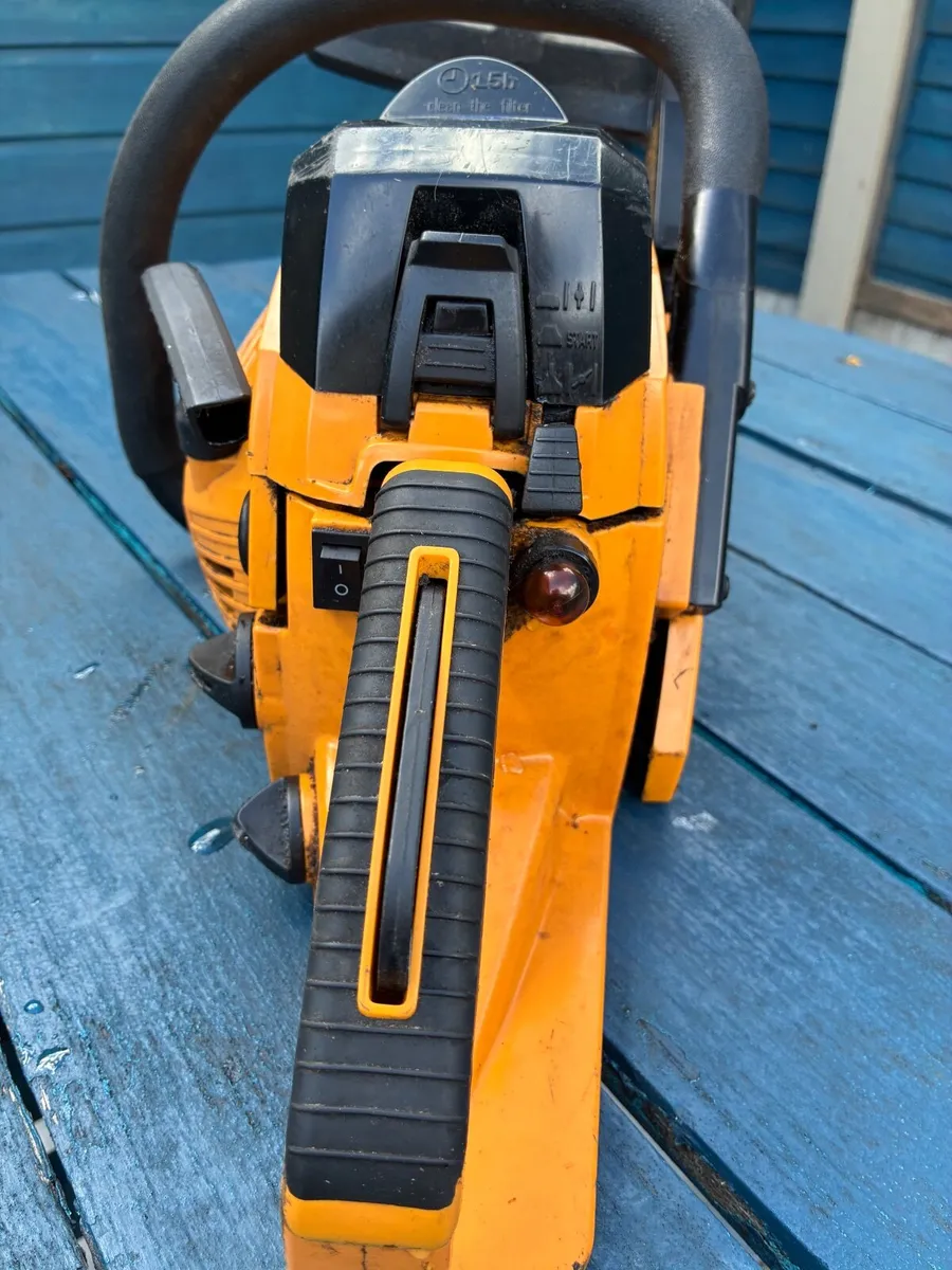 Chainsaw - Image 2