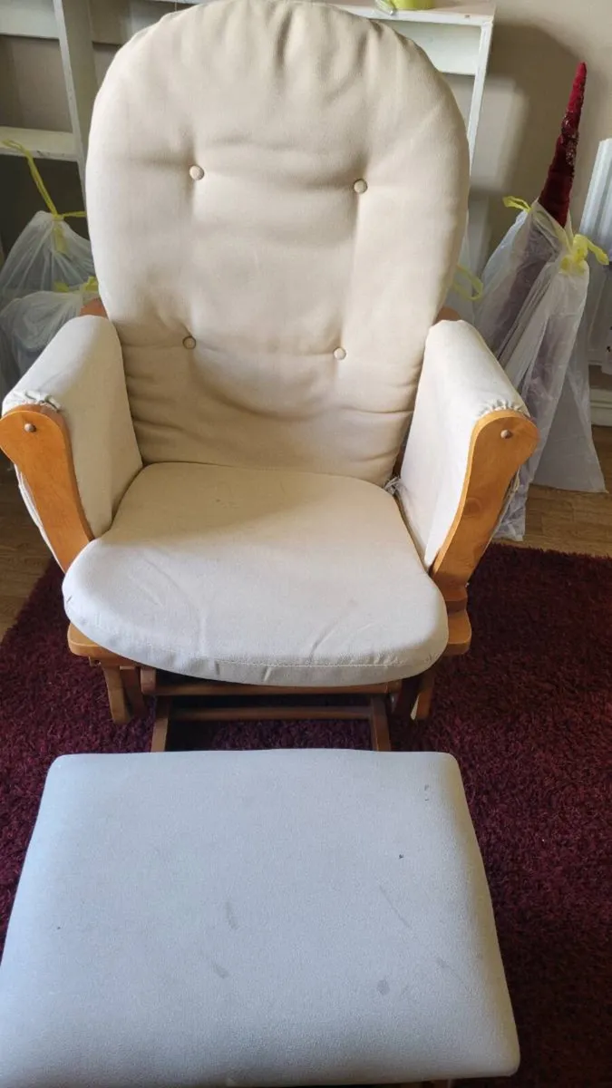 Nursery slider chair and stool free