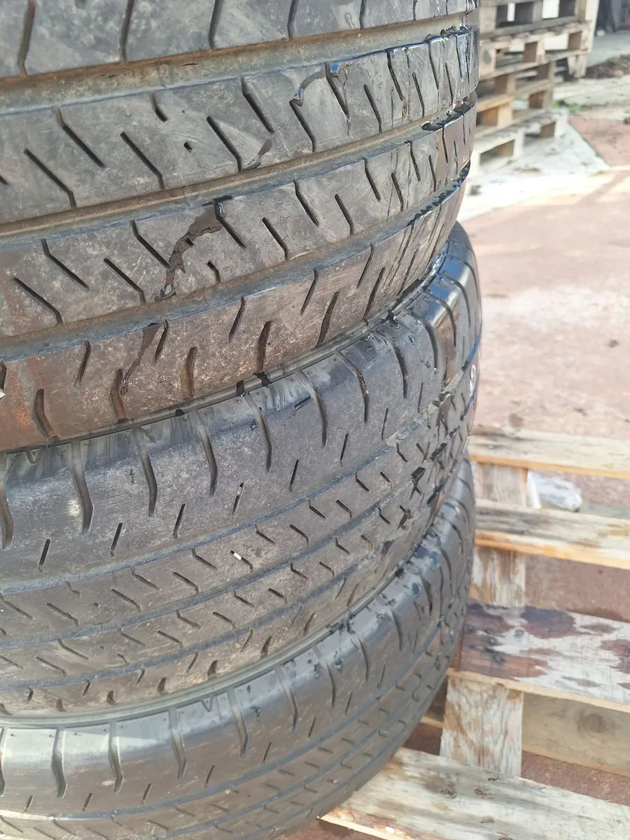 16"  Van tyres and 18" jeep tyres - Image 2