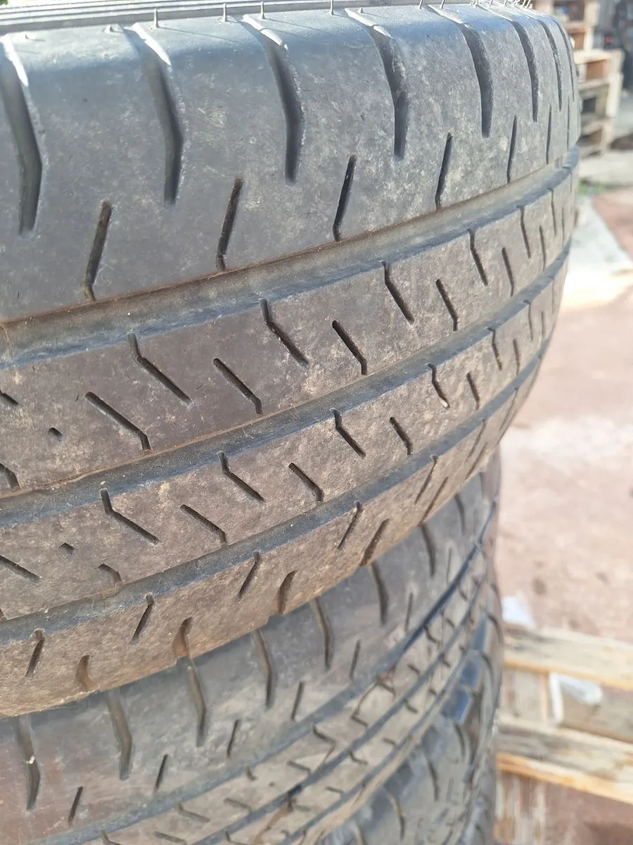 16"  Van tyres and 18" jeep tyres - Image 3