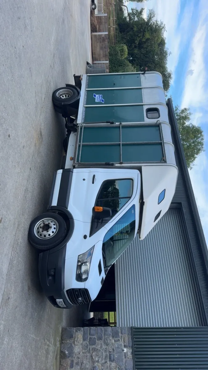 Ford transit horse van - Image 1