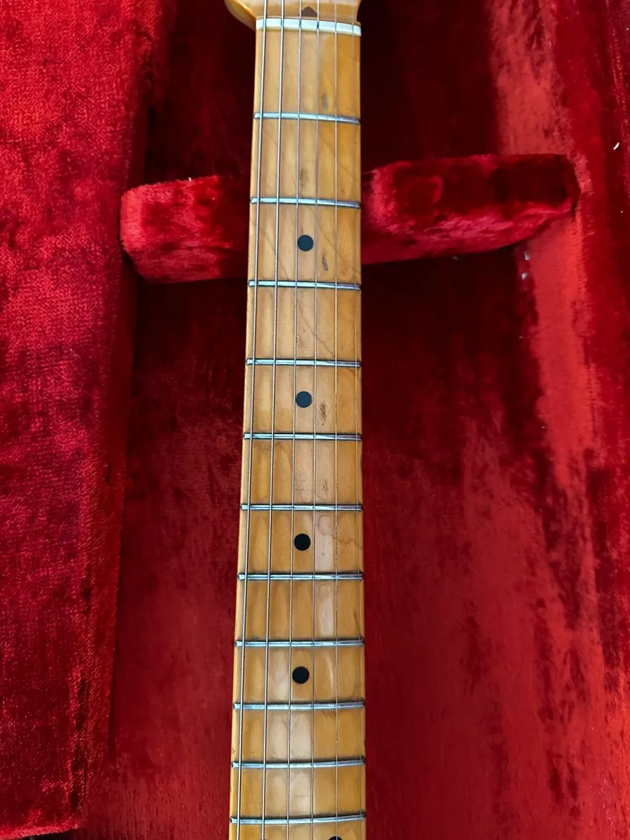 Fender American Vintage II 1957 Stratocaster - Image 2