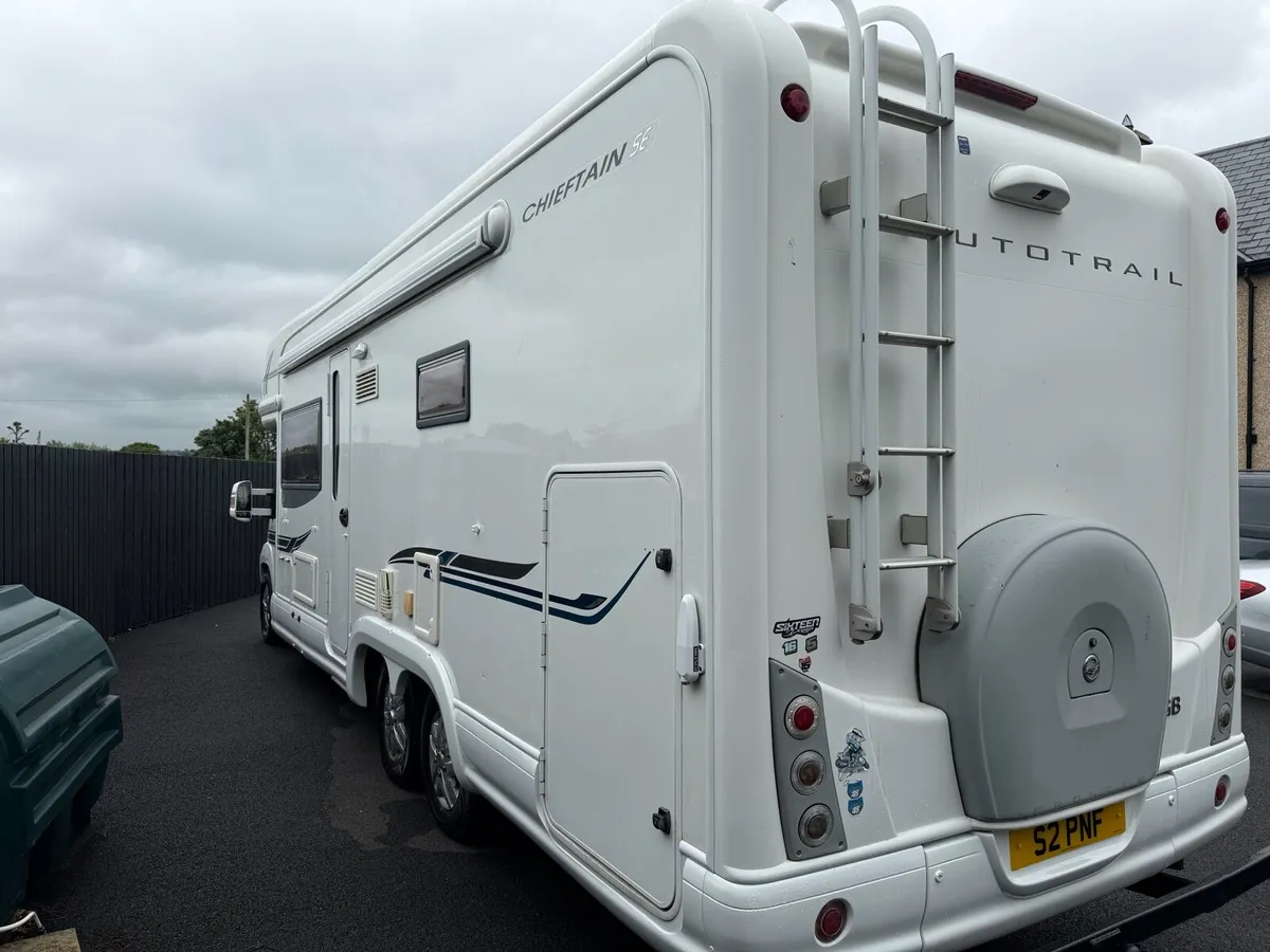 2010 FIAT Ducato.  Ni reg fixed bed - Image 3