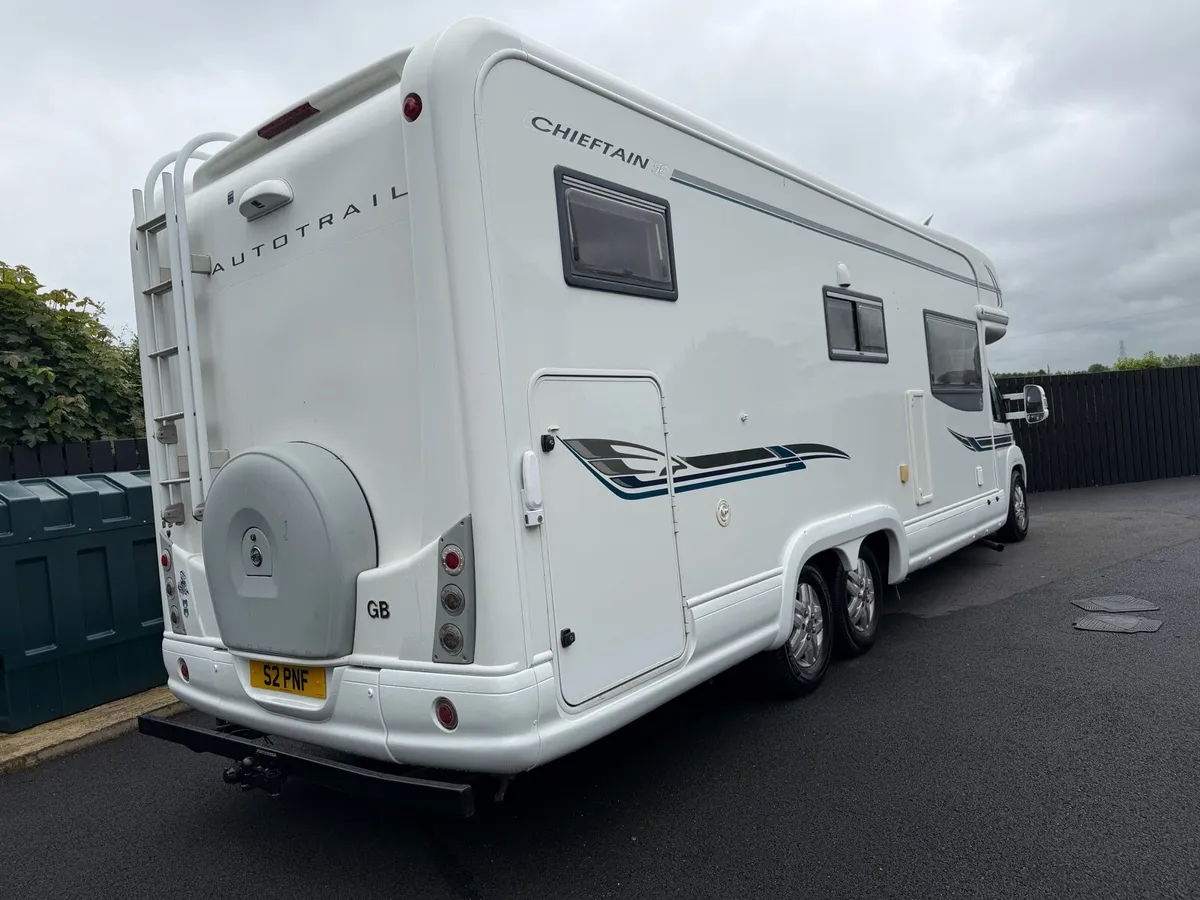 2010 FIAT Ducato.  Ni reg fixed bed - Image 2