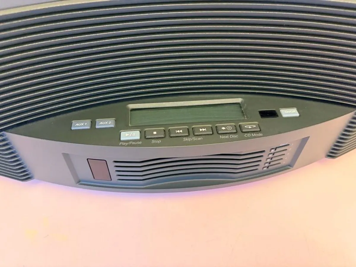 Bose Acoustic Wave and Multi-play CD Player - Image 3