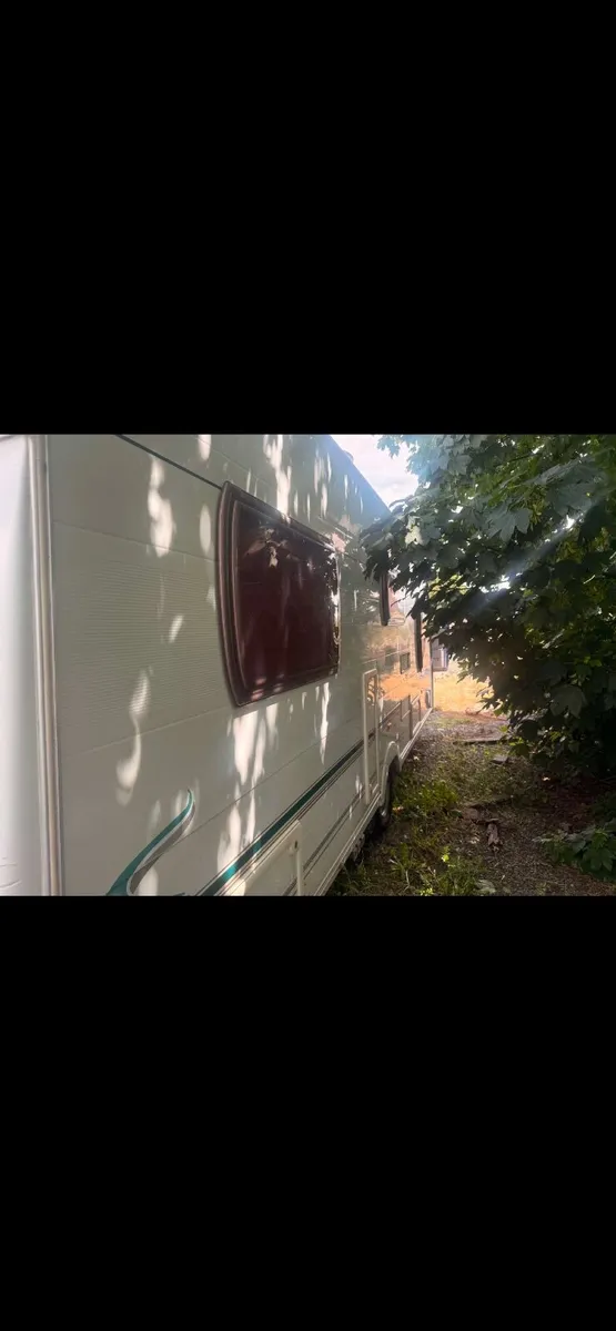 Caravan - Image 2