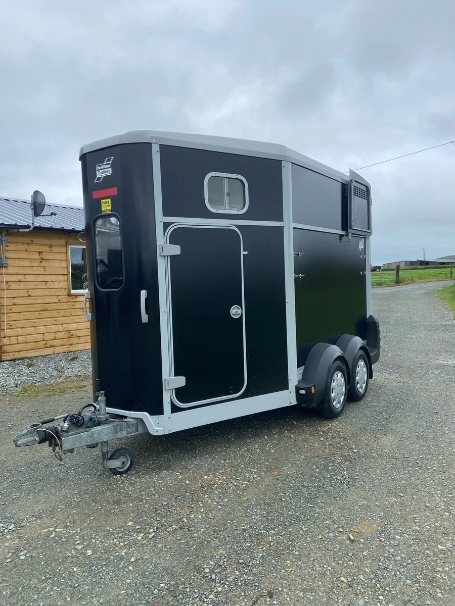 Ifor Williams 511 - Image 1