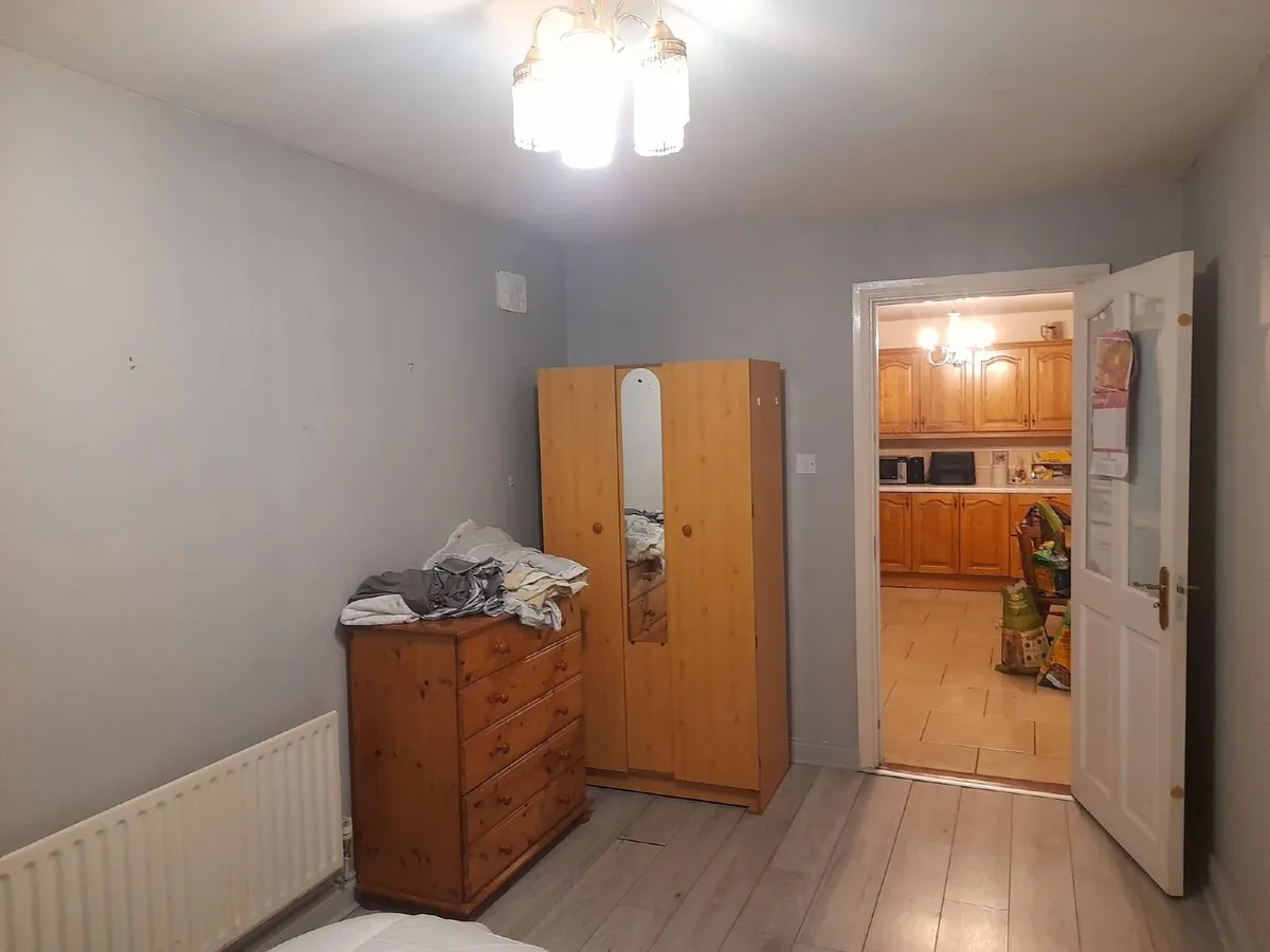 Room for rent - Image 2