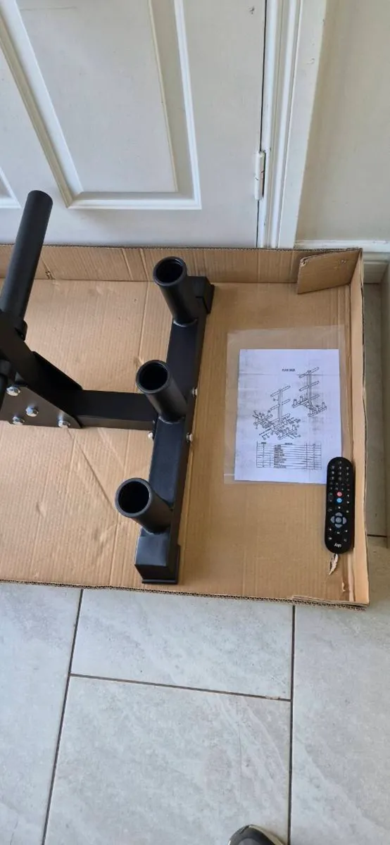Brand new olympic plate and bar rack - Image 4