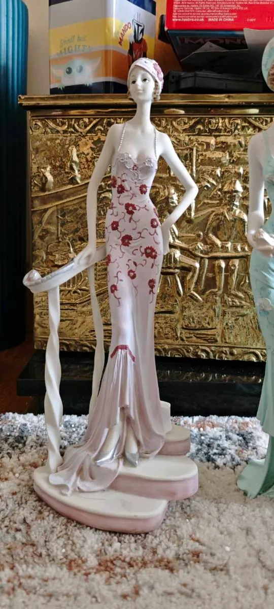 Statue - Image 1
