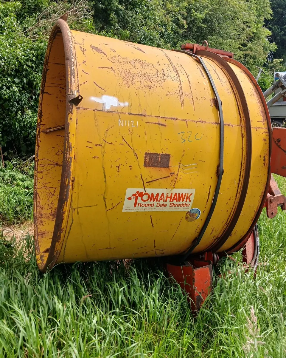 Teagle 404 round bale shredder - Image 2
