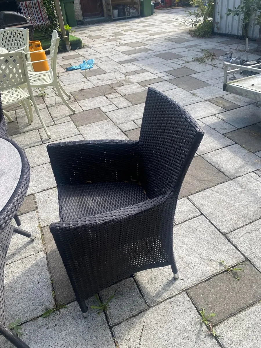 Premium 4-Seater Rattan Garden Dining Set with Par - Image 3