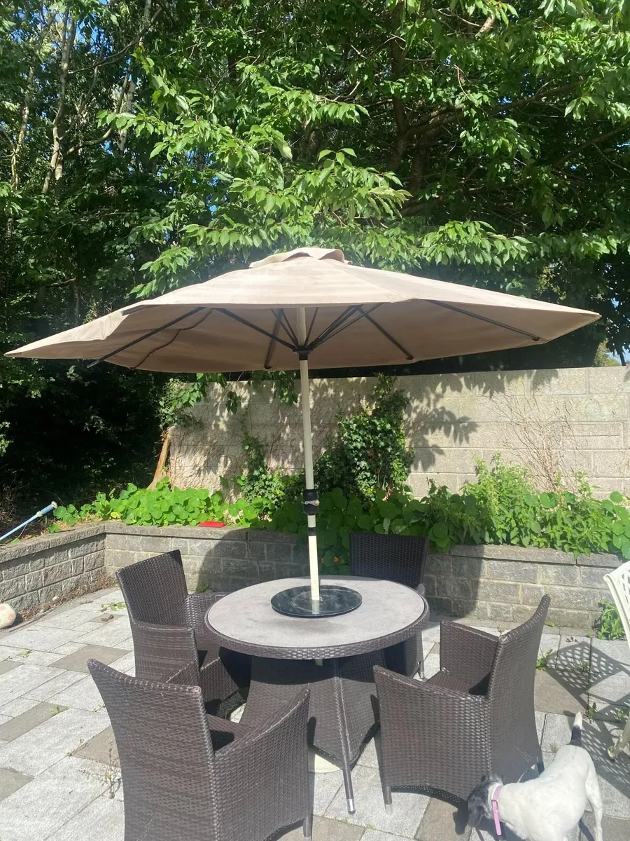 Premium 4-Seater Rattan Garden Dining Set with Par - Image 1