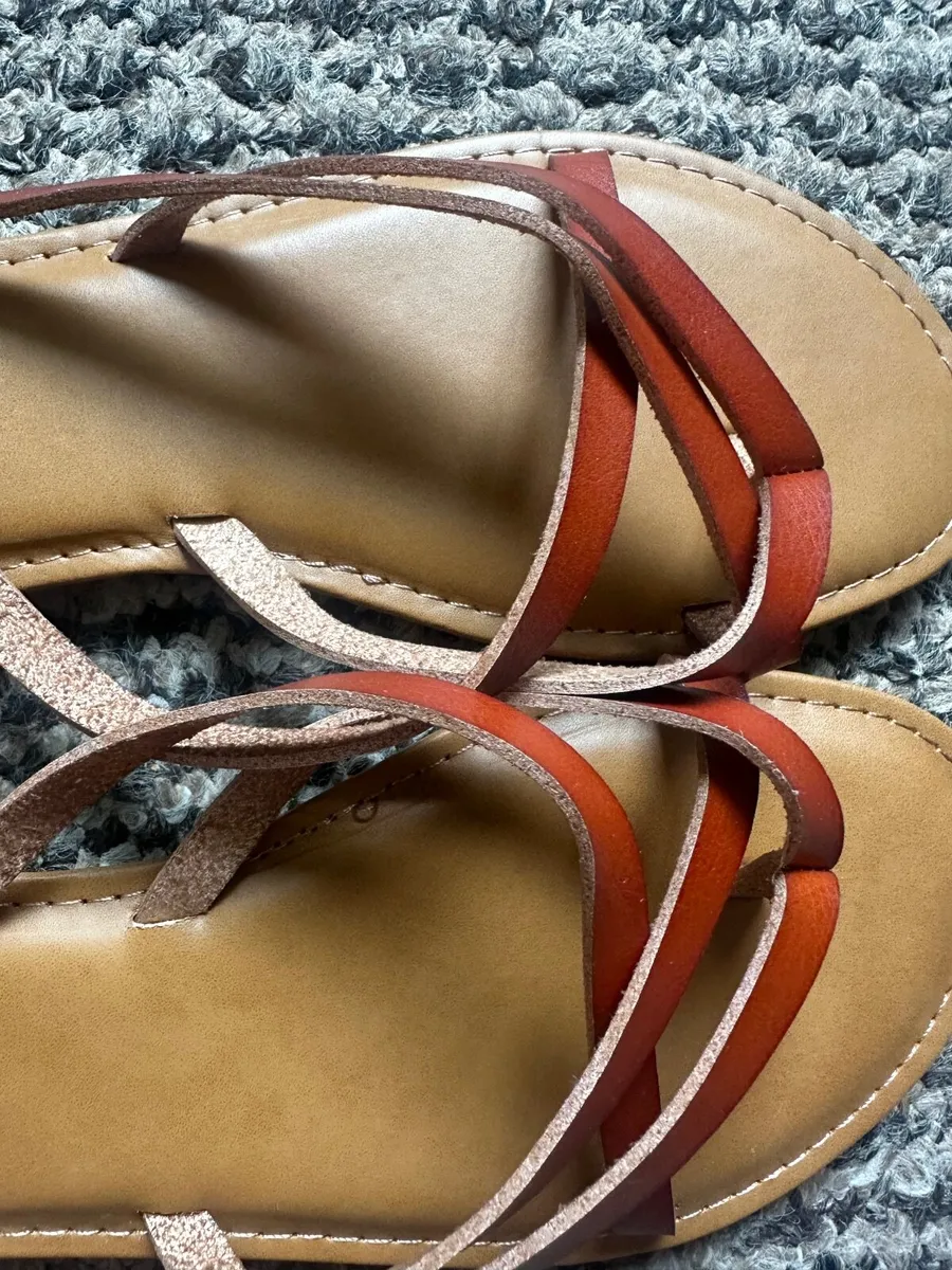 New sandals - Image 3