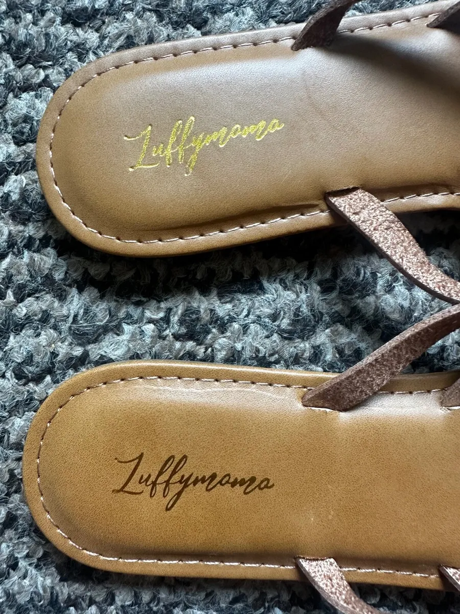 New sandals - Image 4