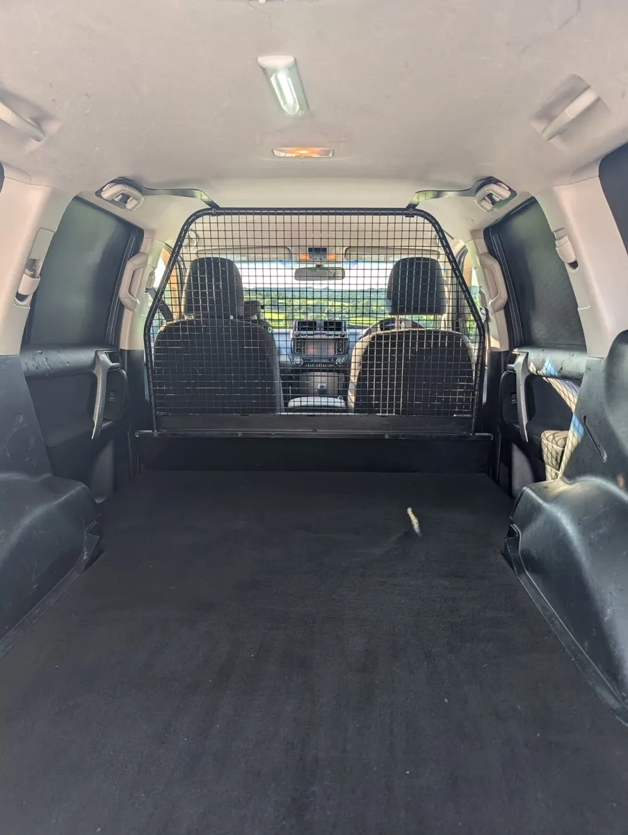 Toyota landcruiser - Image 4