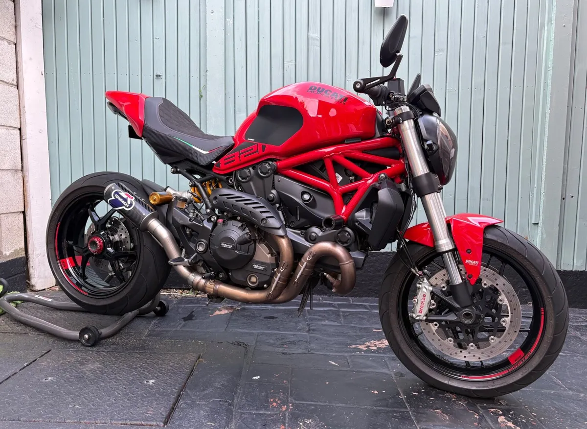 DUCATI MONSTER 821 - Image 1